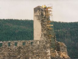 1995 Sanierung Burgfried